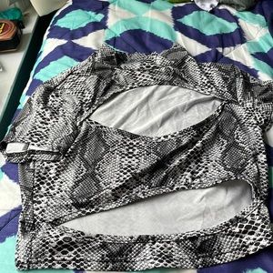 Super cute cutout crop top